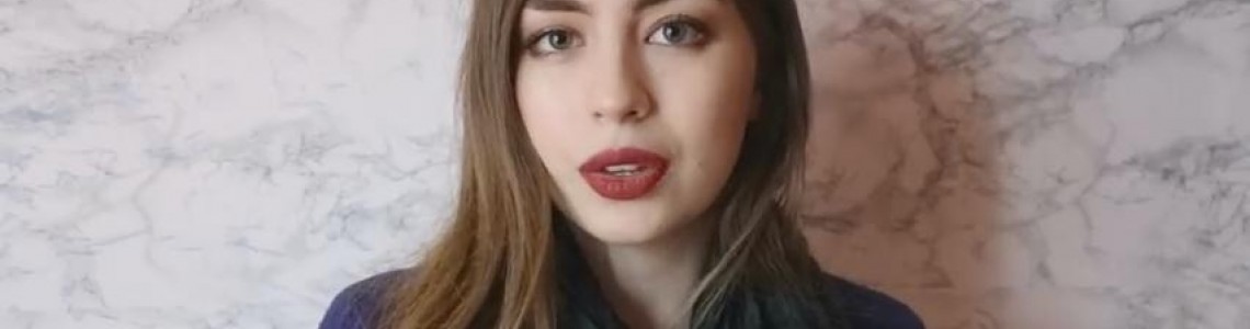 Η Eva Mardali είναι μια νεαρή Youtuber/Insta blogger και γιορτάζουμε μαζί της τους 1000 συνδρομητές της!