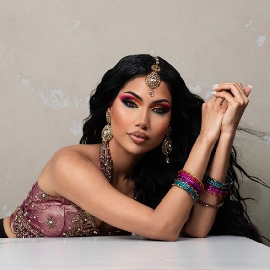 BPERFECT x Makeup by Alinna - Reign Palette BPERFECT x Makeup by Alinna - Reign Palette