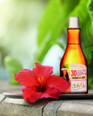SOLEIL DES ILES Body Oil Intensive Tanning with Monoi De Tahiti SPF30 - Tiare 150ml