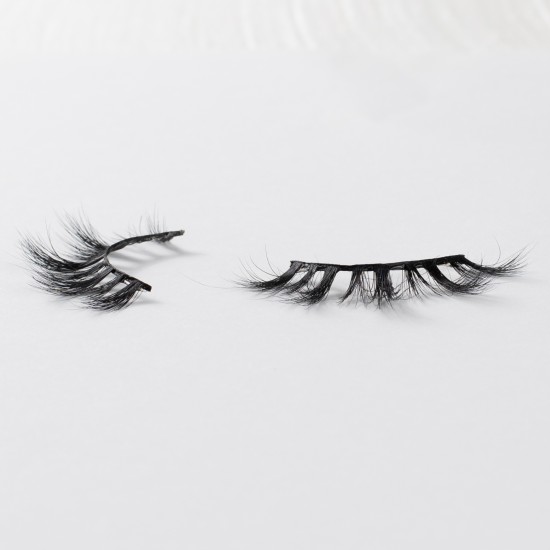 The Make Art Lashes - Ursinia